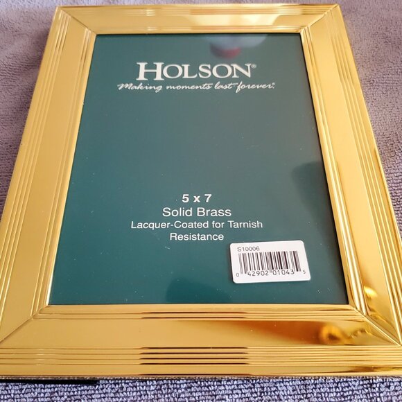 Holson Solid Brass Lacquer-Coated for Tarnish Resistance 5 X 7 Photo Frame. BNIB - Picture 2 of 3